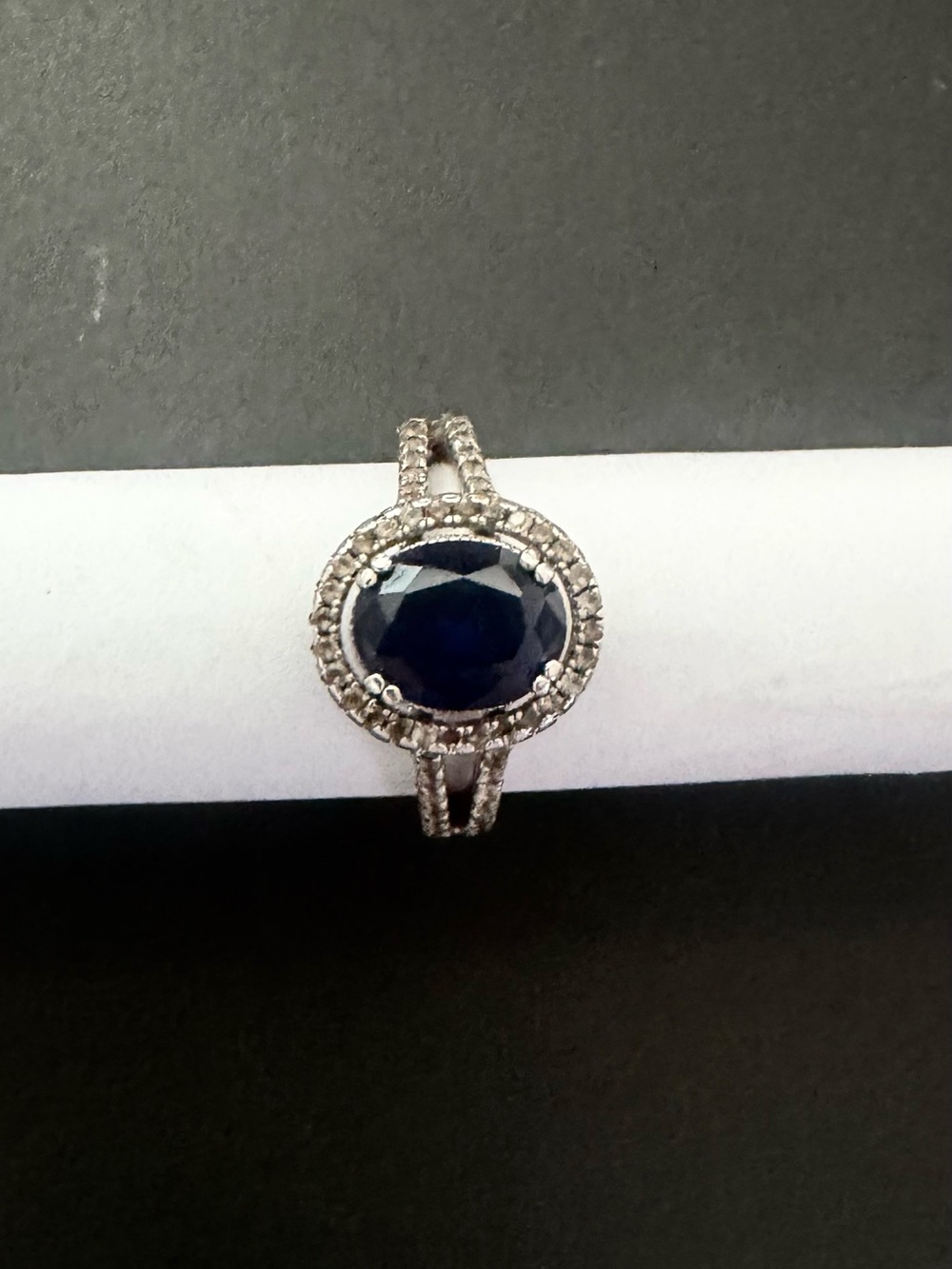 HDS DHJ 925 Sterling Silver Blue Sapphire Size 8